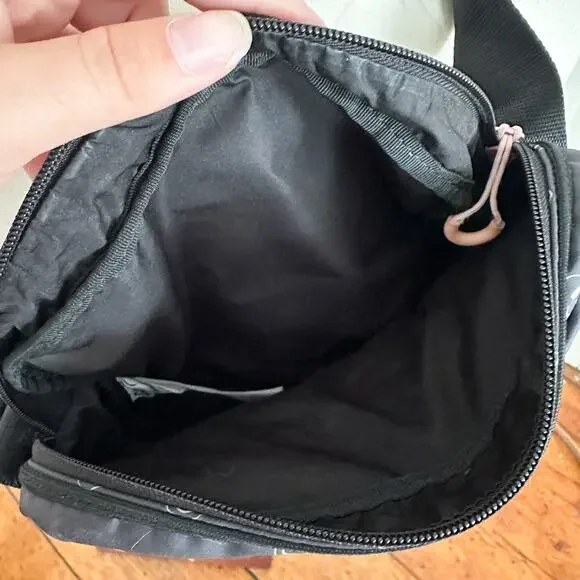 Ganni Smiley Face Crossbody Bag - Picture 7 of 7